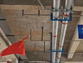 乌拉特前管廊支架的安装方法